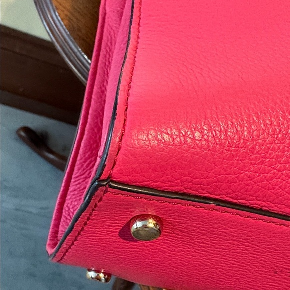 Kate Spade Satchel Crossbody bag
Leather Bright Pink/ bow front in patent EUC - Picture 11 of 17